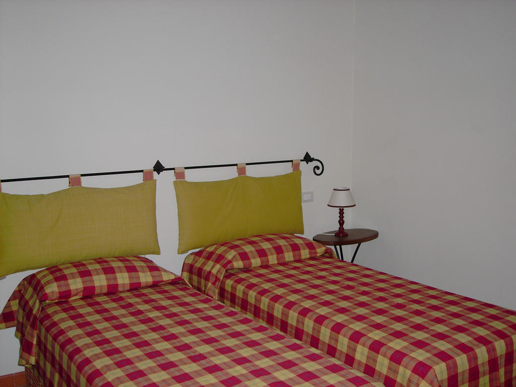 Villa Frateria Di San Benedetto Montepulciano Stazione Habitación foto